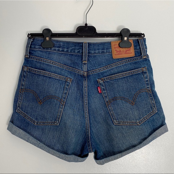 Levi’s shorts - Picture 2 of 5